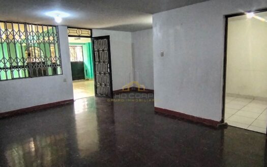 DEPARTAMENTO DE 197 M2 EN PRIMER PISO FRENTE A PARQUE,  URB. COVIDA – LOS OLIVOS