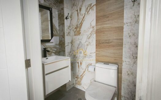 DEPARTAMENTO DE 88 M2 EN SEGUNDO PISO EN PJE. YUNGAY – URB. LOS PINARES / LOS OLIVOS