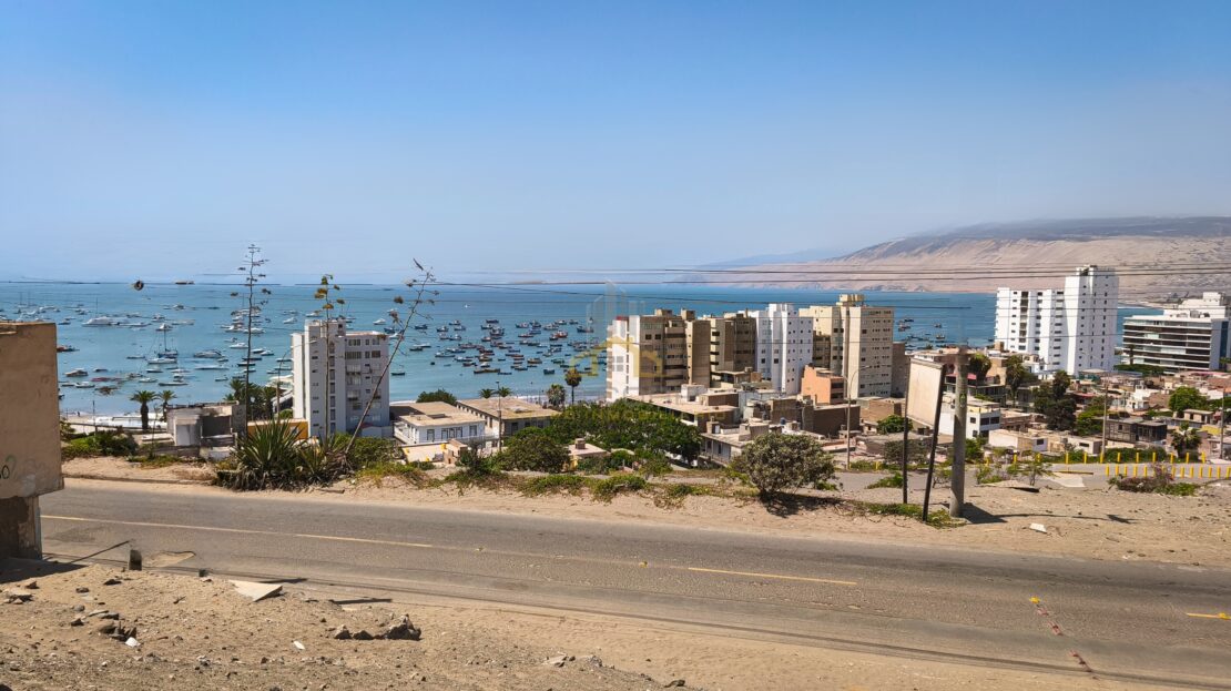 TERRENO DE PLAYA DE 200M2 EN ANCON