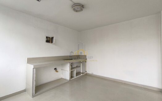LOCAL EN ALQUILER 127m2 – Av. HONORIO DELGADO
