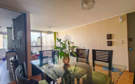 ALQUILER DE DEPARTAMENTO AMOBLADO DE 80 M2 EN SAN MIGUEL – CONDOMINIO PARQUES DE LA HUACA