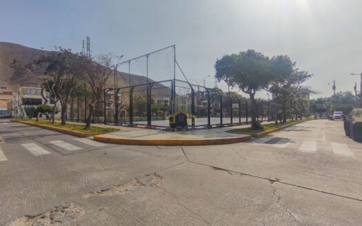 Departamento en Alquiler – Primer Piso Frente a Parque – Los Olivos