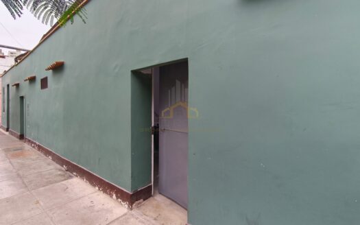 ALQUILER DE ALMACÉN EN MIRAFLORES – 32 m² CON PUERTA A CALLE