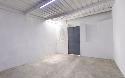 ALQUILER DE ALMACÉN EN MIRAFLORES – 32 m² CON PUERTA A CALLE